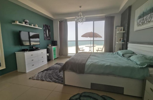 Amazing Studio by the beach