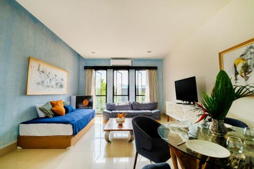 Amelia D Art Deco Suites