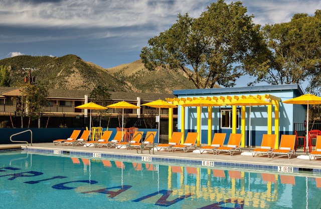Americana Motor Hotel