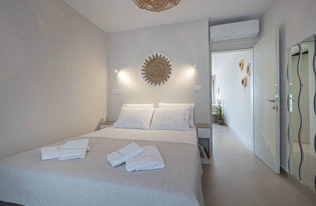 Amico Suites 1 by Rentals Pro - Nea Moudania