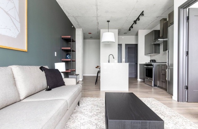Ample West Loop 1BR w/Pool, Gym, nr. Fulton Market, by Blueground