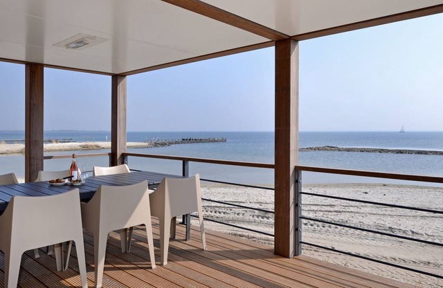 An exceptional stay in a spacious villa located in the beautiful nature of Zeeland!