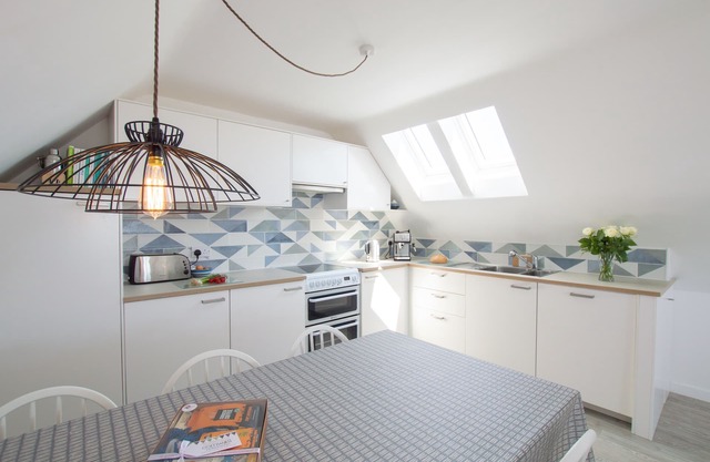An ‘up-side down’ holiday home just 15 minutes’ walk to a golden, sandy beach.