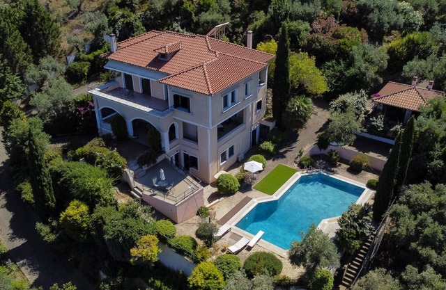 Ananda Spa Villa in Nies