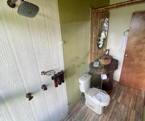 ANCESTRAL GLAMPING