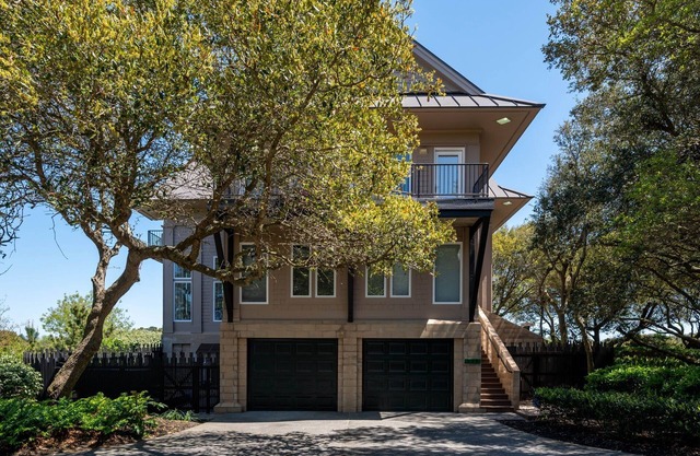 Anchor Away: Private Pool, Hot Tub, Game Room, Currituck Club Amenities
