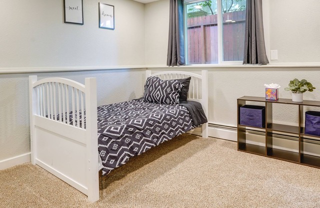 Anchorage Vacation Rental ~ 5 Mi to Kincaid Park!