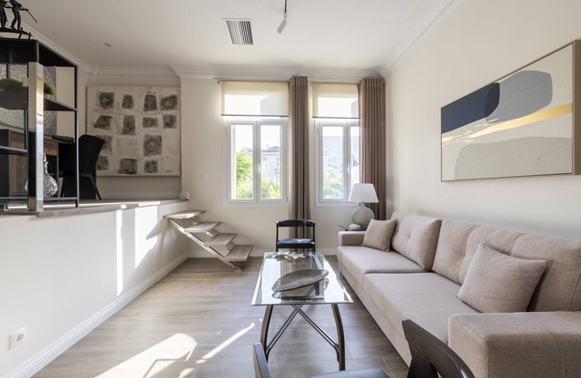 Ancient Athens Great Apt Home Office w/Acropolis View