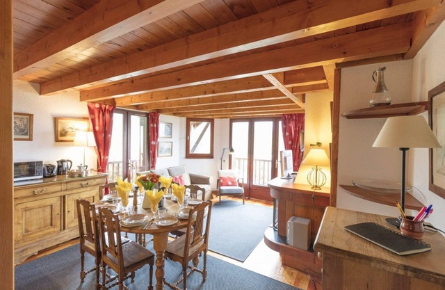 Angélique - traditional, Alpine duplex apartment for 6/8 people