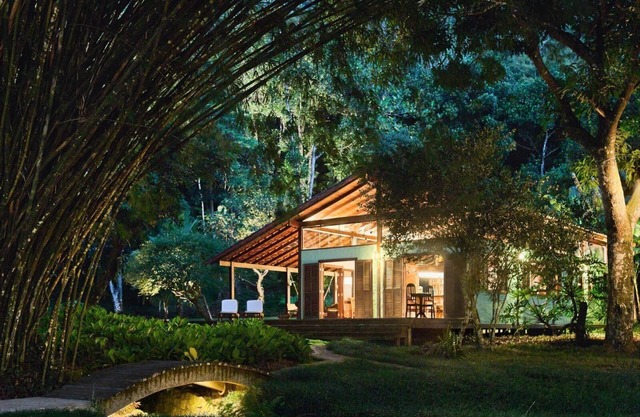 Ang037 - Beautiful sea front site in Angra dos Reis