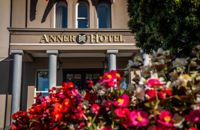 Anner Hotel