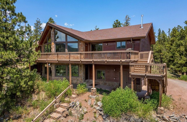 Antler Ridge Ridgehouse
