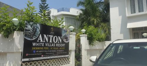 Anton White Villas Resort