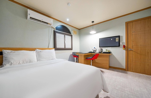 Anyang Aein Hotel