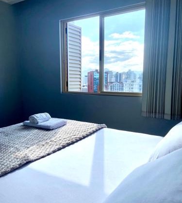 Apê completo bem no centro