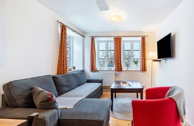 Apartment 'Am Halbmond 2' with Private Terrace, Private Garden and Wi-Fi