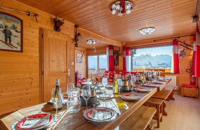 Apartment 'Duplex - Chalet - 15 Personnes' with Mountain View, Private Terrace and Wi-Fi