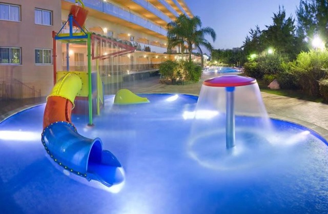 Apart-Hotel SunClub Salou