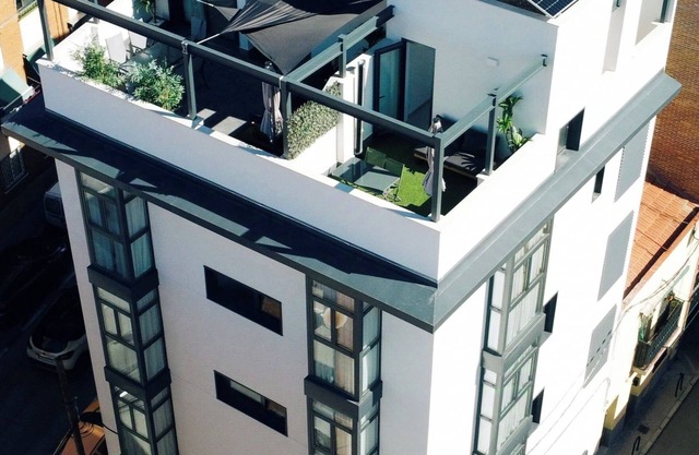 APARTAHOTEL MADRID URBAN SUITES - EDIFICIO EXCLUSIVO - 7 Apartments Boutique Full Equiped
