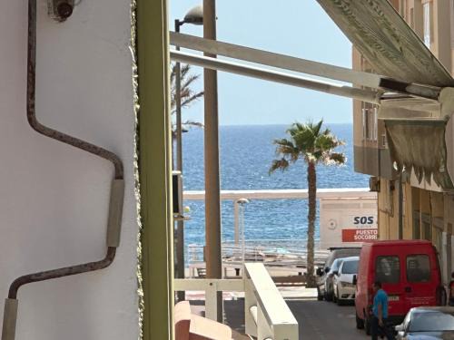 Apartamento 3 habitaciones a estrenar en Playa Zapillo Almería