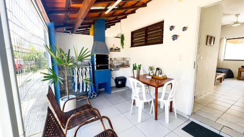 Apartamento a 150 metros do MAR UBATUBA