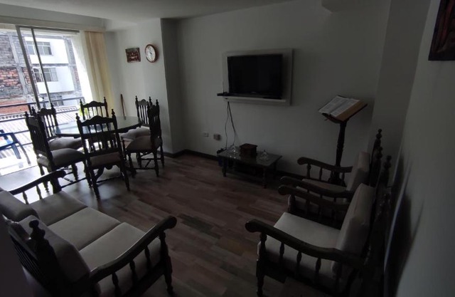APARTAMENTO CÓMODO, ILUMINADO Y CENTRAL EN MANIZALES