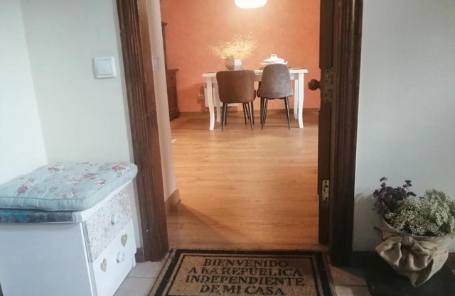 Apartamento con jardín privado y acogedor Puig Falcó 2