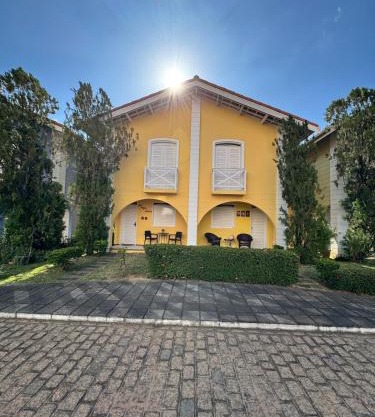 Apartamento duplex na Lagoa Seca com ótima localização