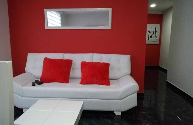 Apartamento full amoblado.