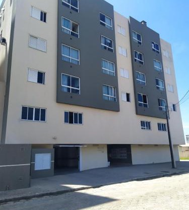 Apartamento no Mar Grosso em Laguna SC.