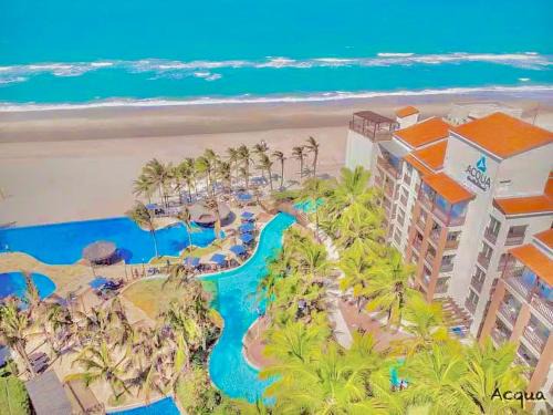 Apartamento Particular à Beira do Mar e pé na areia em Acqua Resort Beach Park
