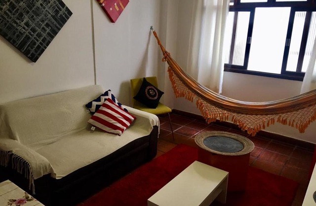 Apartamento PRAIA do TOMBO - Guarujá