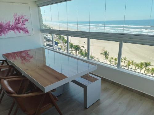 Apartamento Praia Grande Novo Frente Mar Pé na Areia