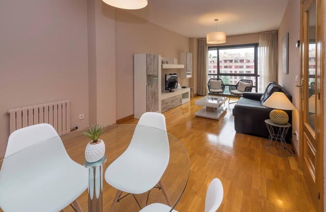 Apartamento Zona Clínica Universitaria
