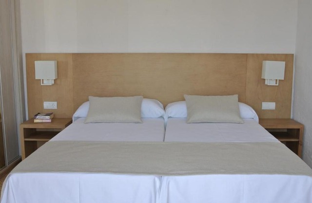 Apartamentos El Moro