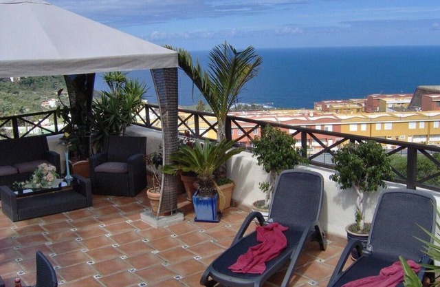Apartamentos Monasterio de San Antonio - Günstiges Apartment zur Straße