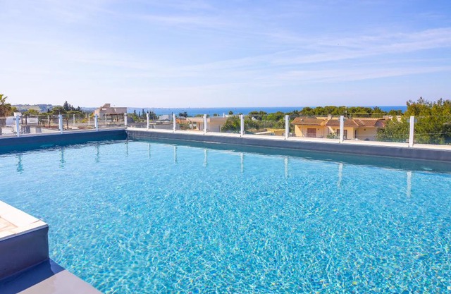 Aparthotel Residence Ludovica - Piscina Panoramica Vista Mare