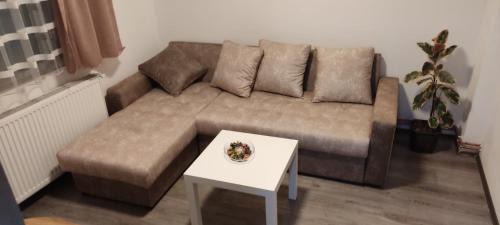 Apartman Aki