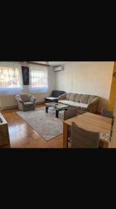 Apartman kod parka