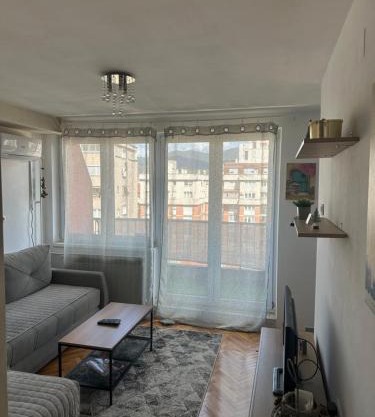 Apartman Nira