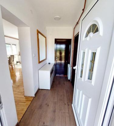 Apartman Ploče