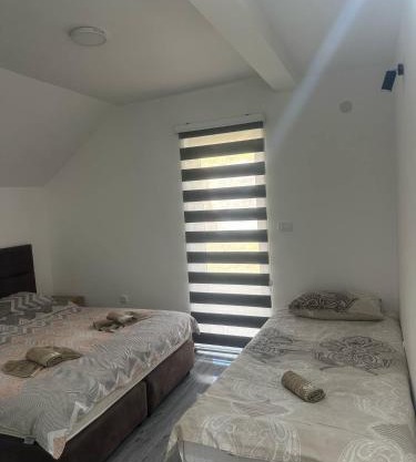 Apartmani Jovanovic Mala Reka BB