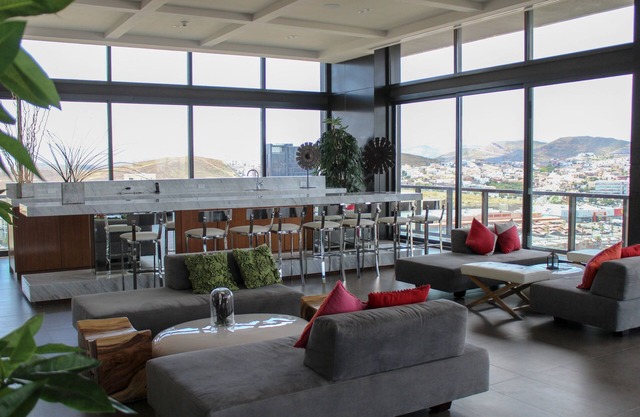 Apartment 102 Torre Sphera