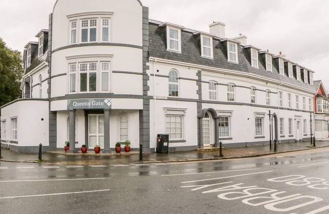 APARTMENT 18, family friendly, luxury holiday cottage in Newton Abbot