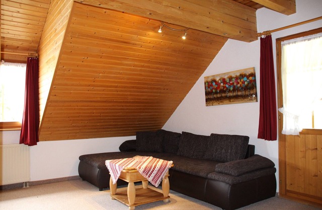 Apartment 3 with Shared Garden, Balcony and Wi-Fi