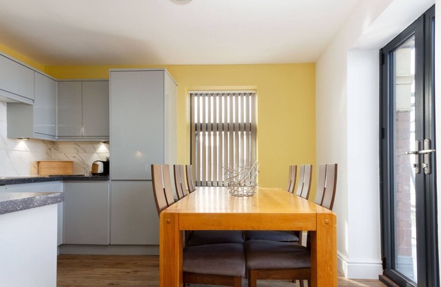 Apartment 301 - Coast