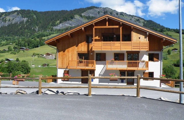 Apartment 4 people - Flumet - heated swimming pool