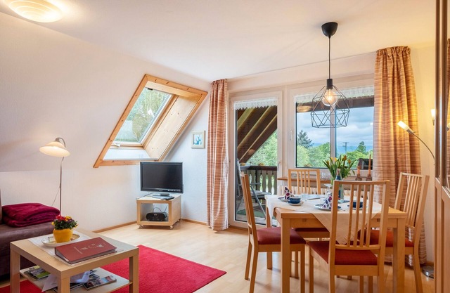 Apartment 'Abendrot, 55qm' with Mountain View, Shared Terrace and Wi-Fi