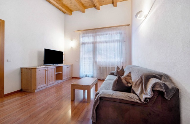 Apartment 'Antersi Robbi' with Mountain View, Shared Garden and Wi-Fi