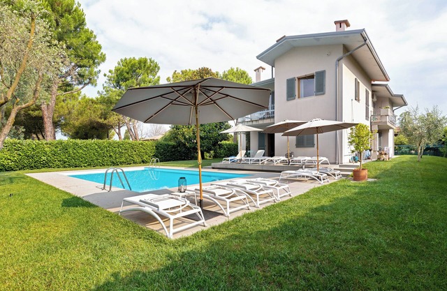 Apartment 'Baseventuno 5 Honey Moon' with Shared Pool, Wi-Fi and Air Conditioning